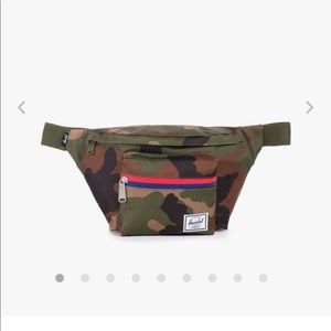 Herschel Supply Co. Camouflage Seventeen Hip Pack